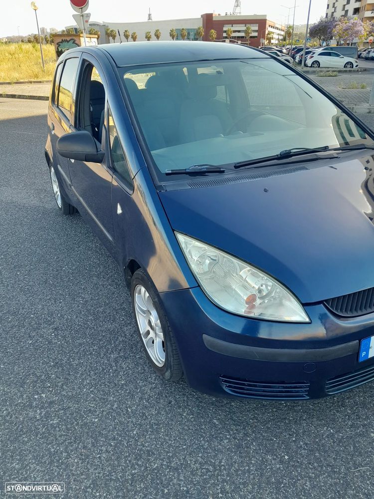 Mitsubishi Colt 1.1 Inform — fotografia 3