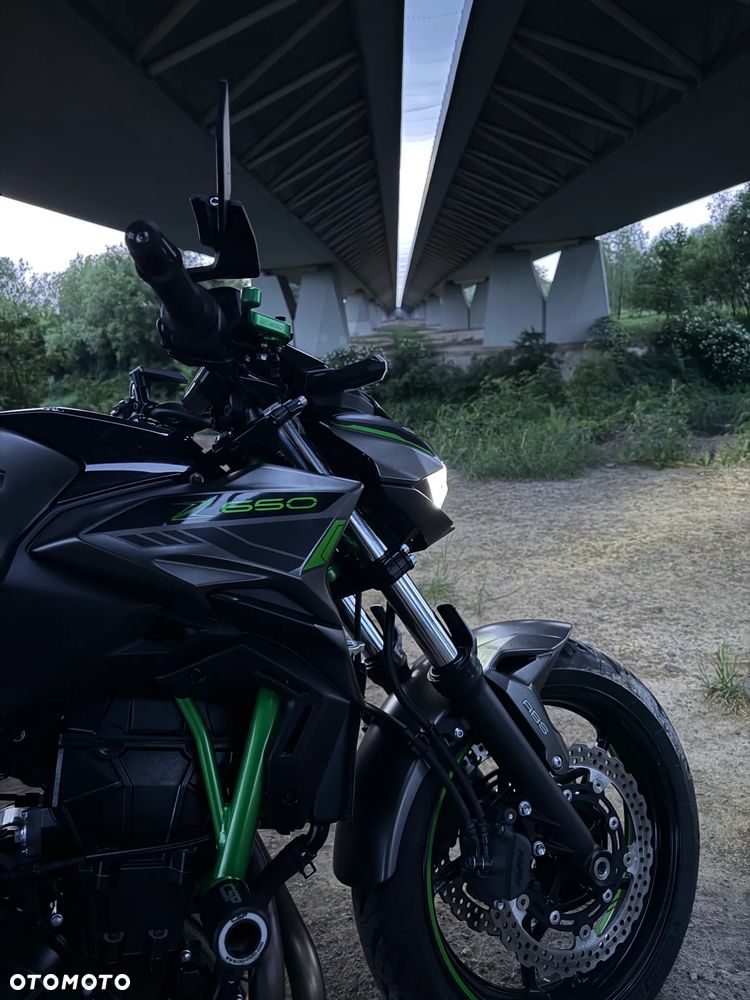 Kawasaki Z 650 - 6
