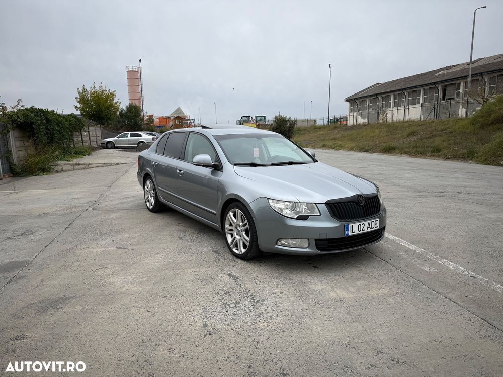 Skoda Superb 2.0 TDI DSG Ambition - 3