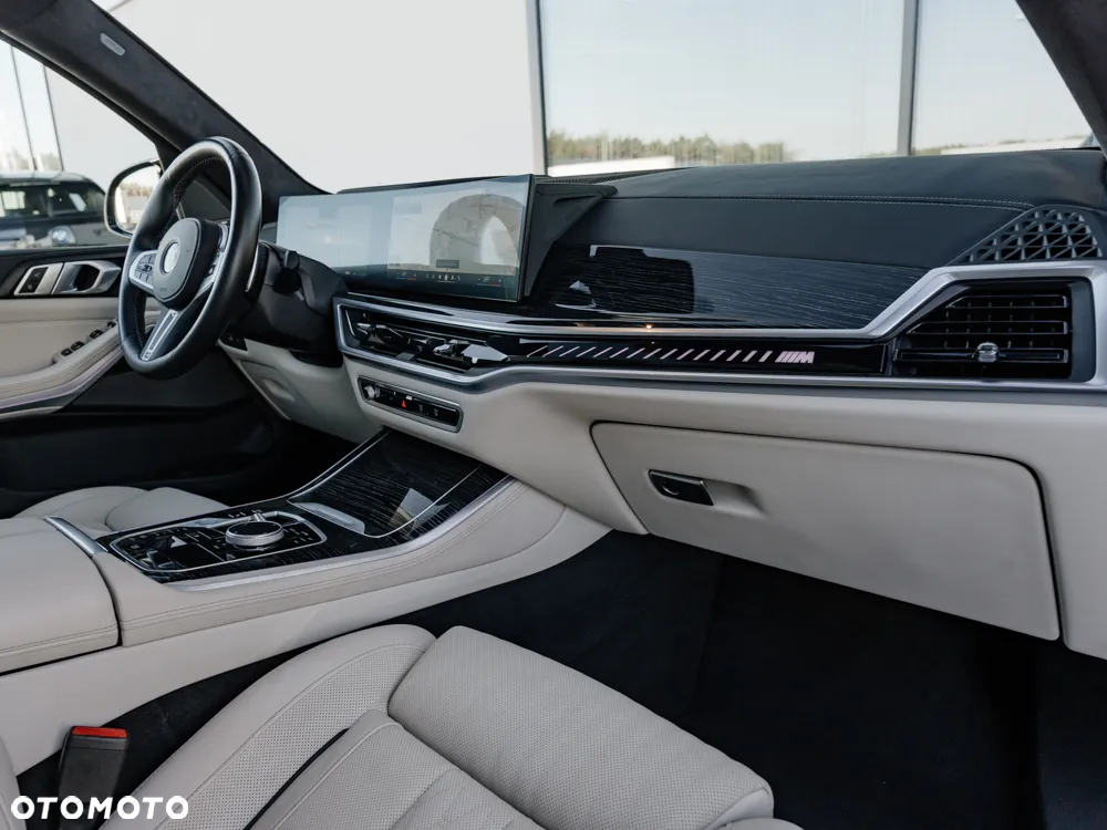 BMW X5 M M60i xDrive - 7