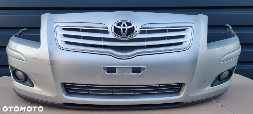 TOYOTA AVENSIS T25 LIFT 2007- Zderzak przód oryginał MA002 - 2