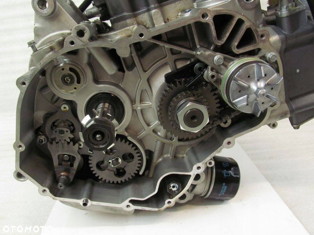Silnik + koło magnesowe Aprilia Shiver 750 16r ABS - 2