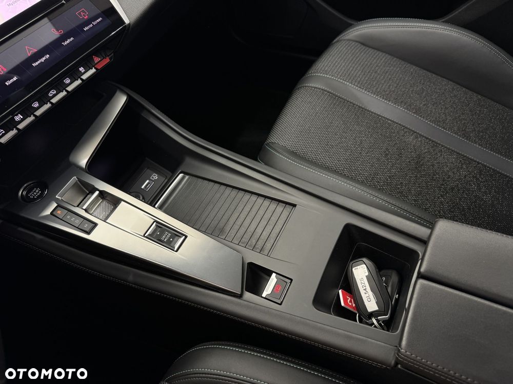 Peugeot 308 1.5 BlueHDi Allure S&S EAT8 - 24