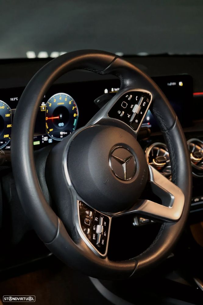 Mercedes-Benz A 250 Limousine e 8G-DCT Progressive - 3