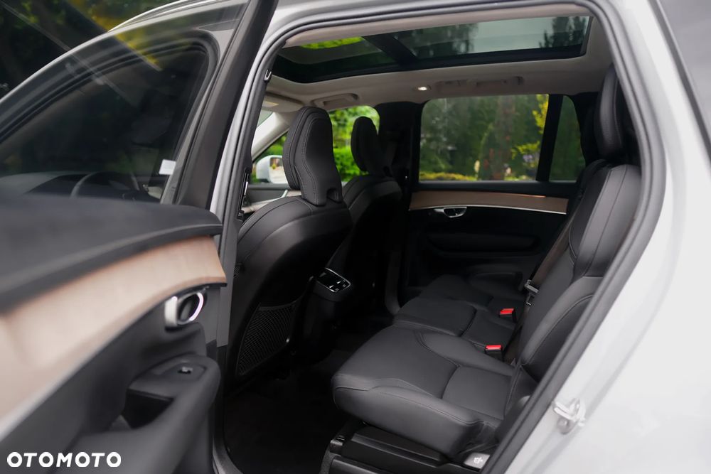Volvo XC 90 B5 B AWD Plus Bright 7os - 35