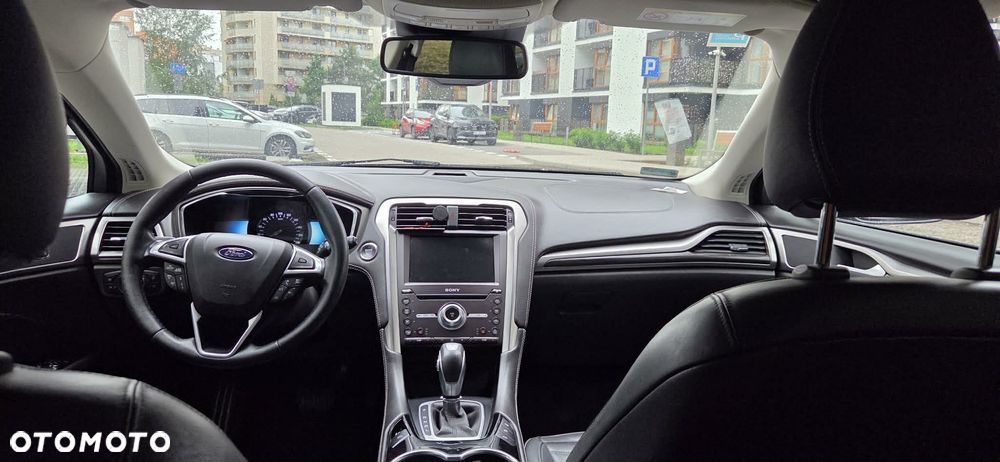 Ford Mondeo 2.0 Hybrid Vignale - 6