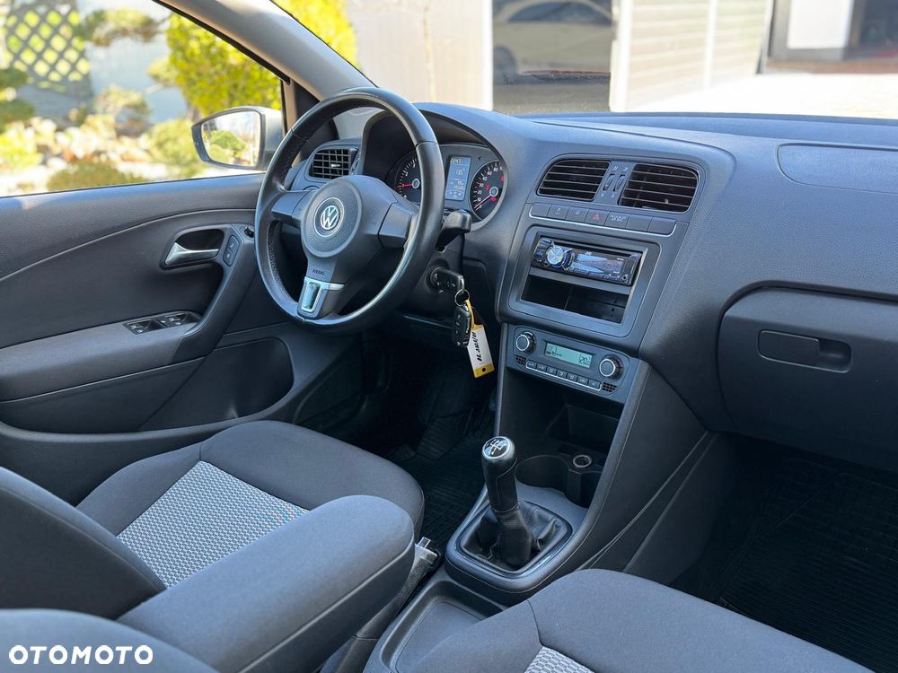 Volkswagen Polo 1.2 12V Highline - 12