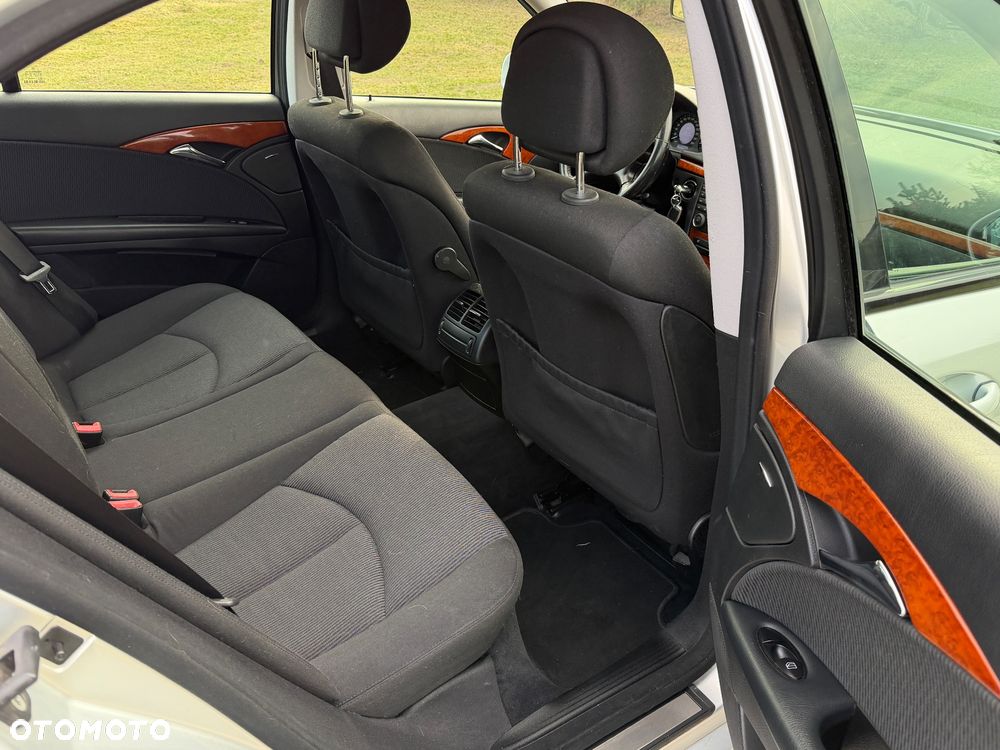 Mercedes-Benz Klasa E 200 Kompressor T Elegance - 8