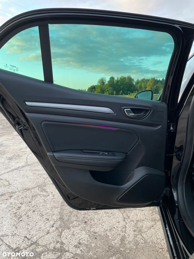 Renault Megane ENERGY TCe 130 BOSE EDITION - 36