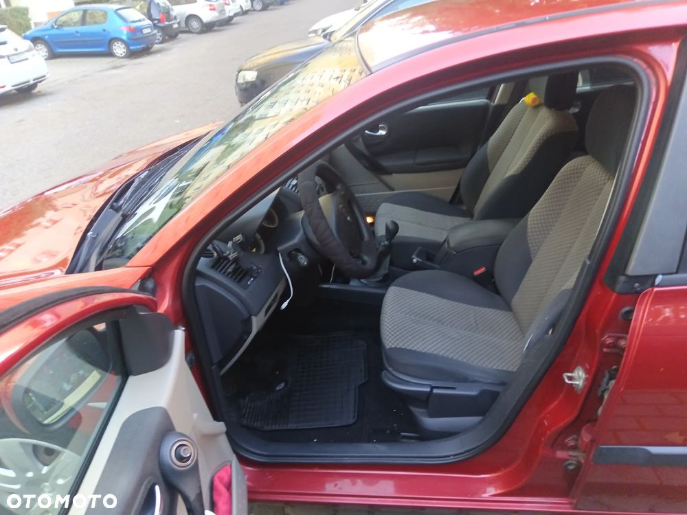 Renault Megane 2004 photo 4