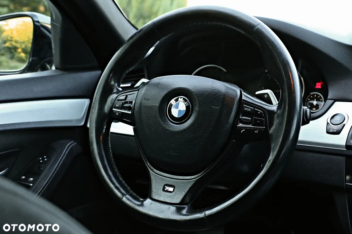 BMW Seria 5 520d Touring Luxury Line - 32