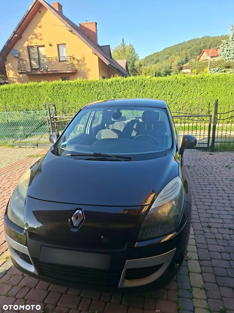 Renault Scenic 1.9 dCi Privilege - 9