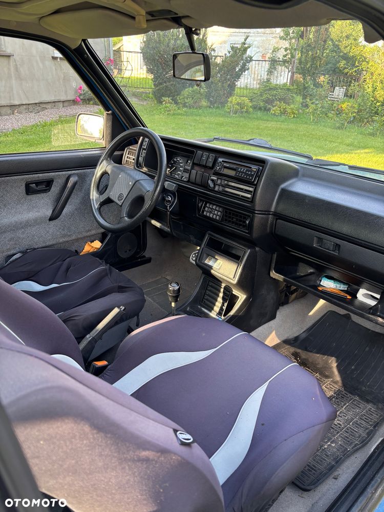 Volkswagen Golf 1.8 - 7