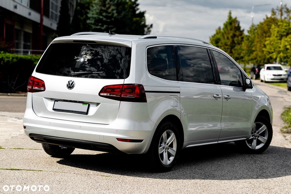 Volkswagen Sharan 2.0 TDI DSG BlueMotion Technology Highline - 14