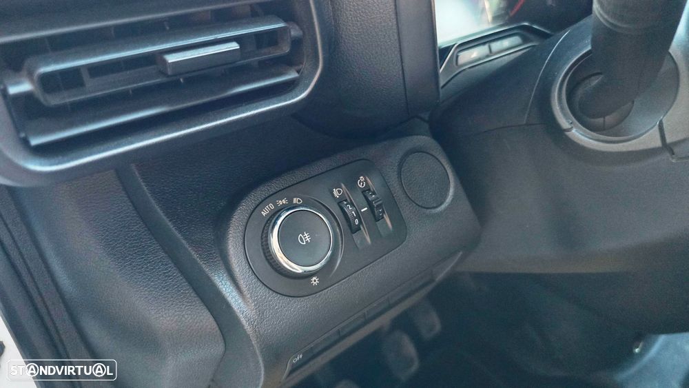 Opel Combo 1.5 CDTi L2H1 Essentia - 8