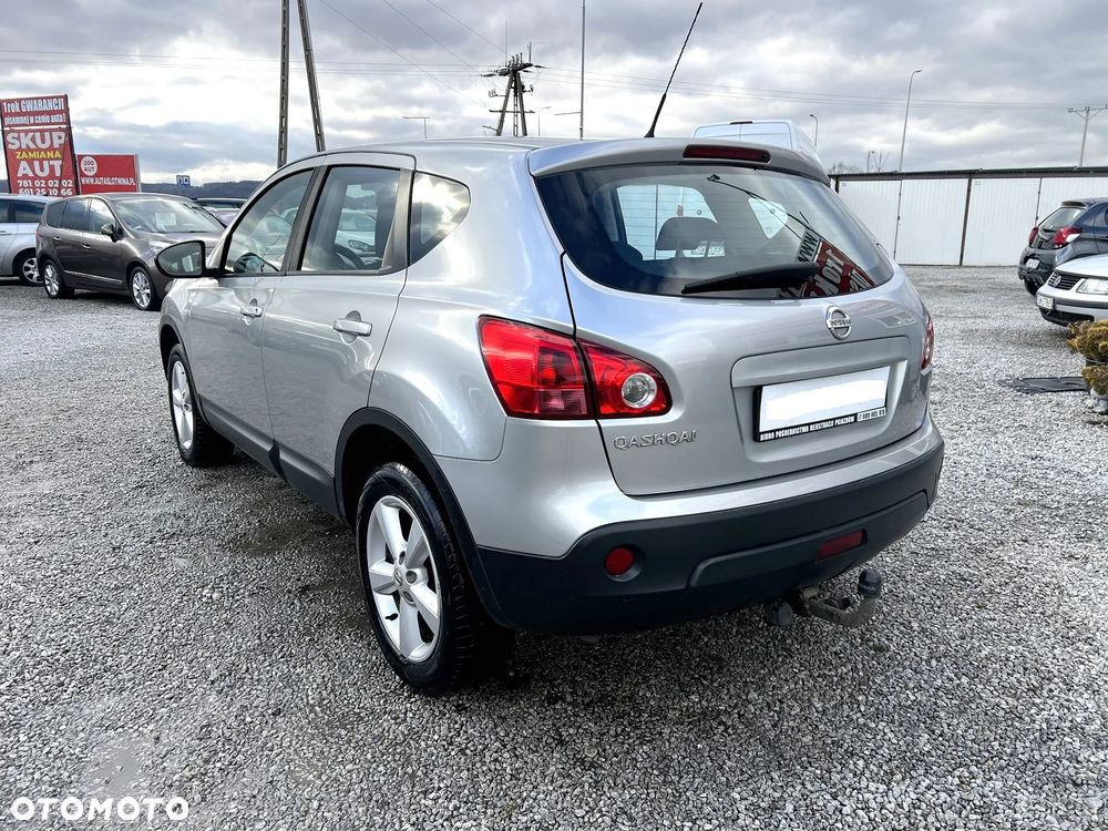Nissan Qashqai 2.0 Lounge - 3