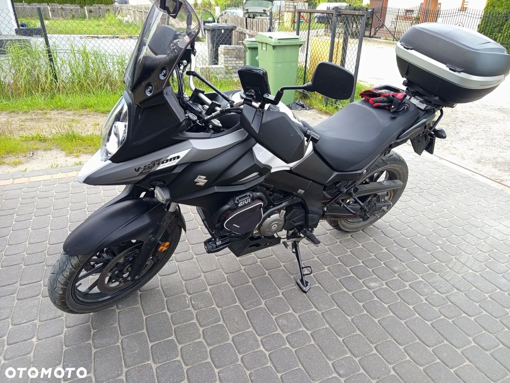 Suzuki V-STROM - 4