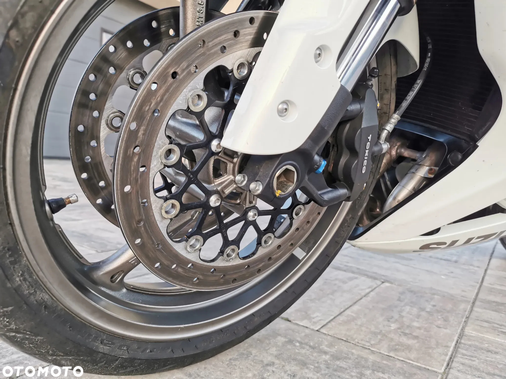 Suzuki GSX-R - 13