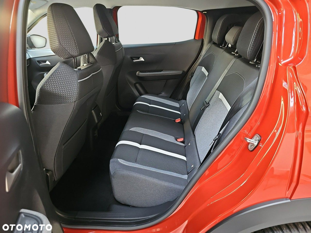 Opel Frontera - 12