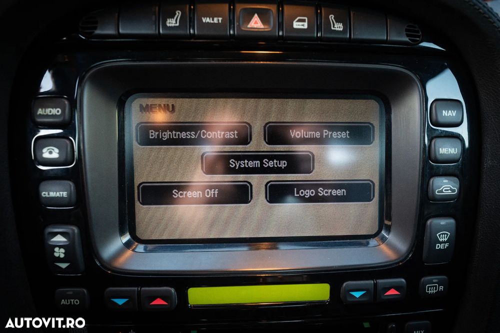 Jaguar XJ XJ8 4.2 V8 Executive Aut - 34