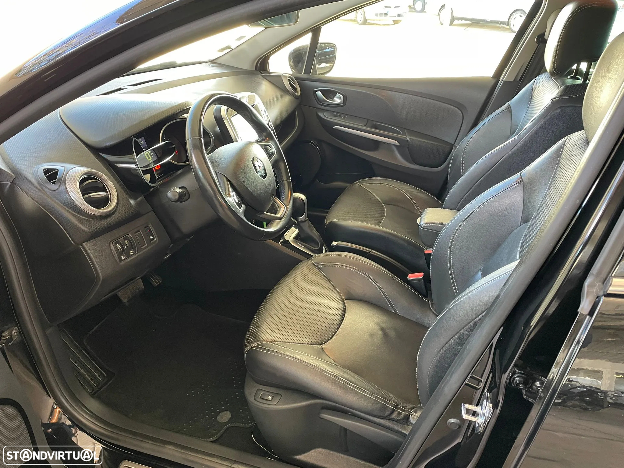 Renault Clio 1.2 TCE GT EDC - 9
