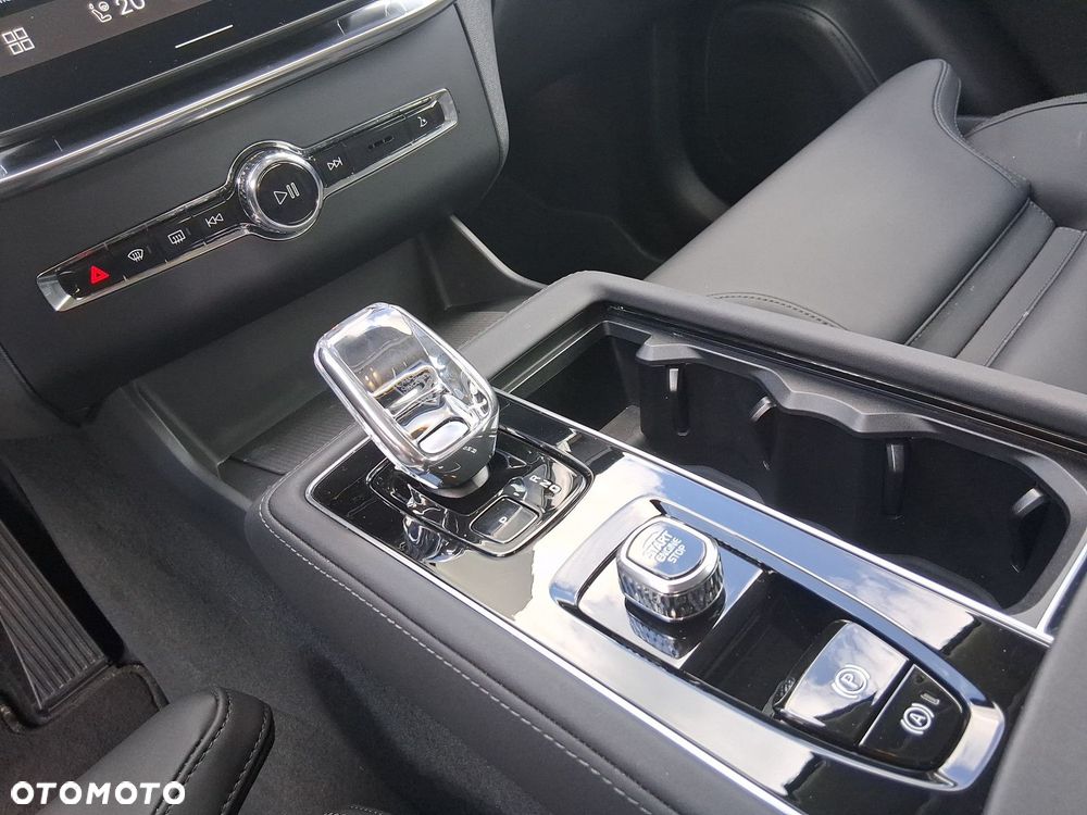 Volvo XC 90 - 16