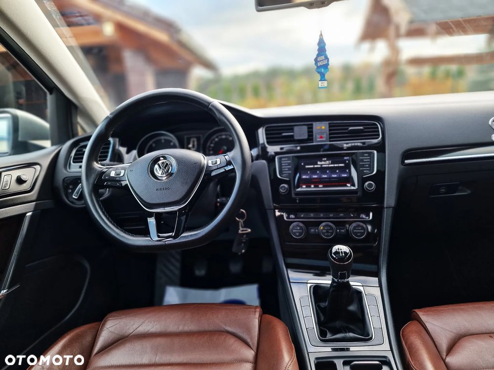 Volkswagen Golf 1.6 TDI BlueMotion Technology Comfortline - 35