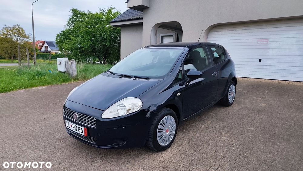 Fiat Grande Punto 1.4 8V Dualogic Active - 8