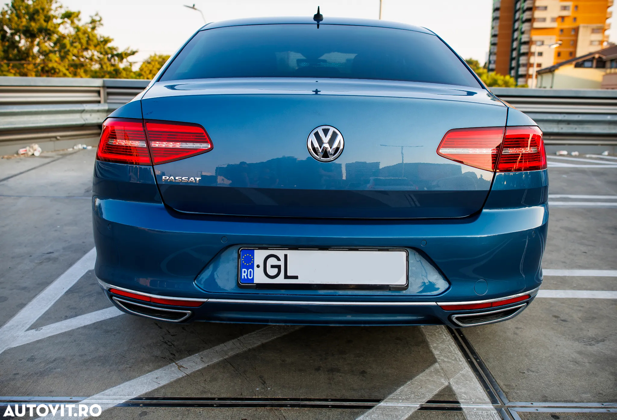 Volkswagen Passat Variant 2.0 TDI DSG 4Motion Highline - 4