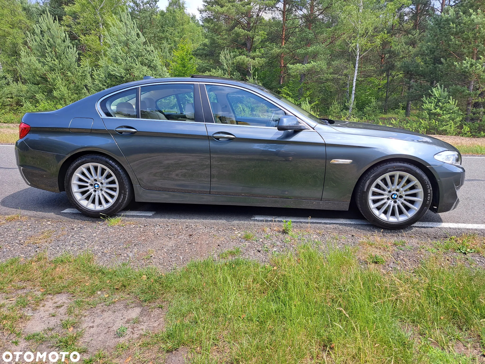 BMW Seria 5 535i Luxury Line - 11