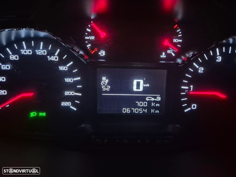 Peugeot Partner - 8