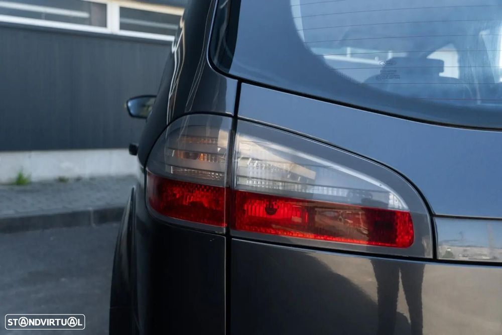 Ford S-Max - 30