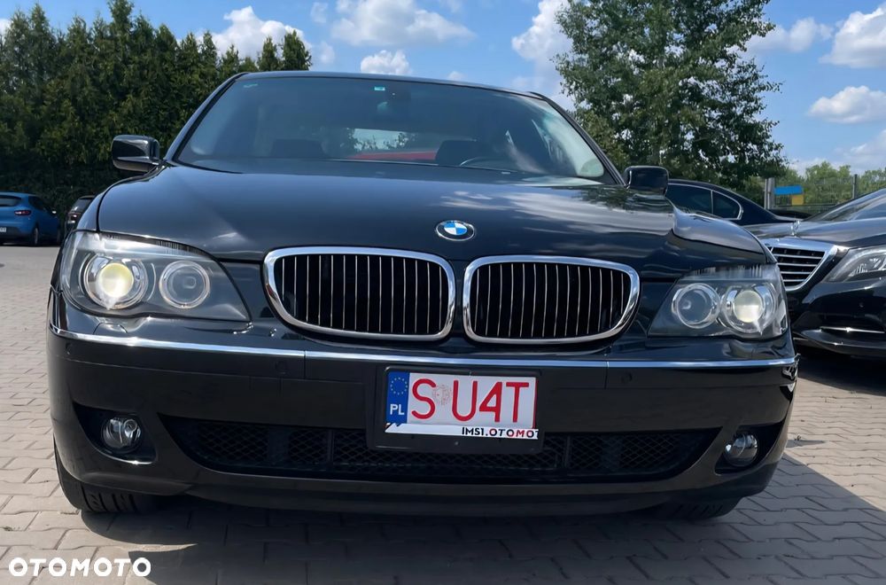 BMW Seria 7 750i - 7