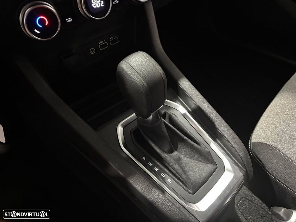 Renault Clio 1.6 E-Tech Full Hybrid Techno - 12