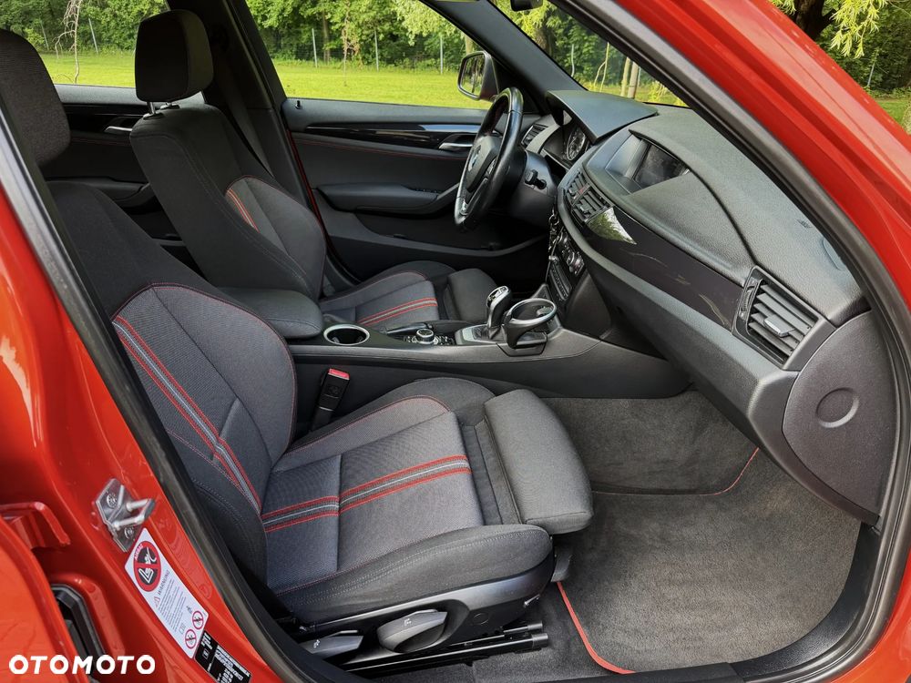 BMW X1 xDrive20d Sport Line - 17