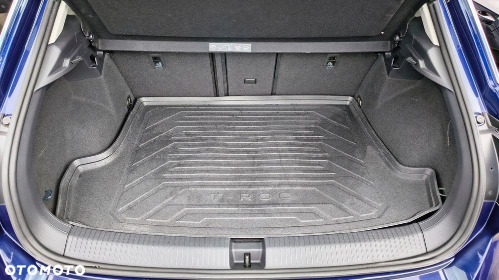 Volkswagen T-Roc - 11