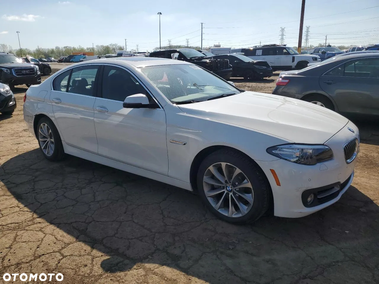 BMW Seria 5 528i - 4