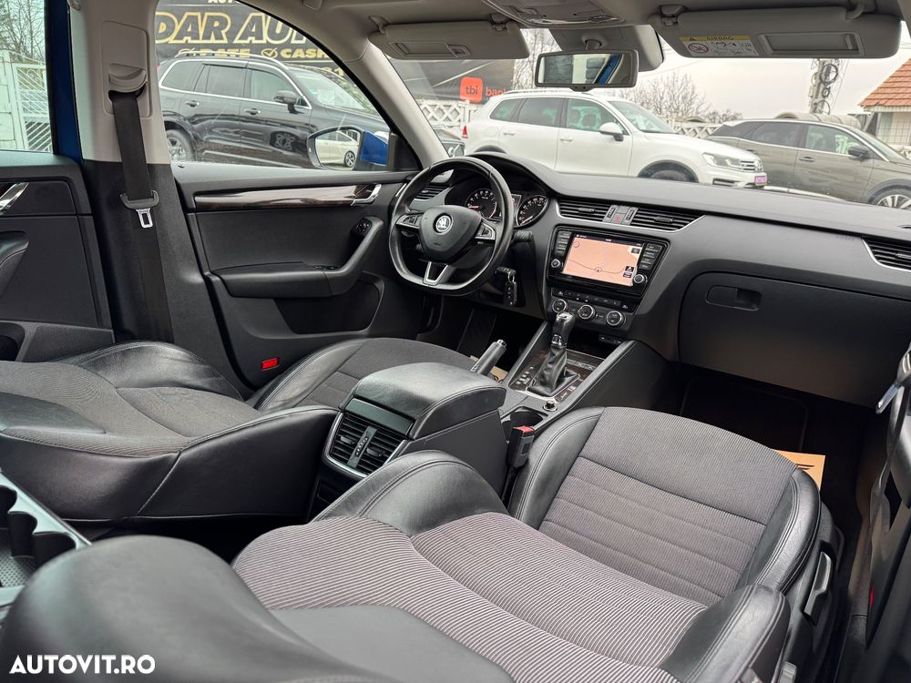 Skoda Octavia 1.6 TDI DPF DSG Sport Edition - 26