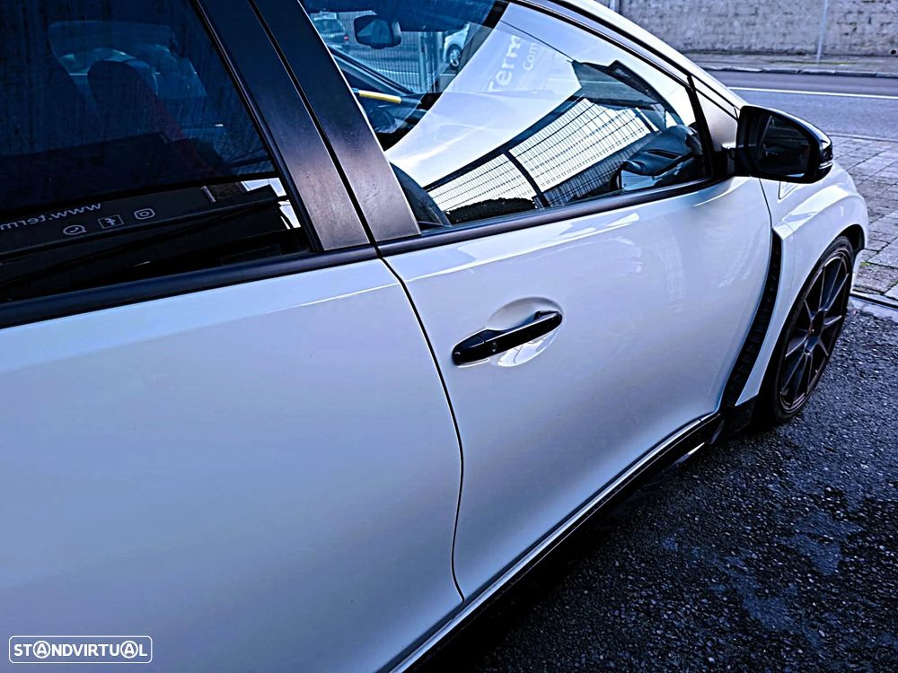 Honda Civic 2.0 VTEC Turbo Type R GT - 12