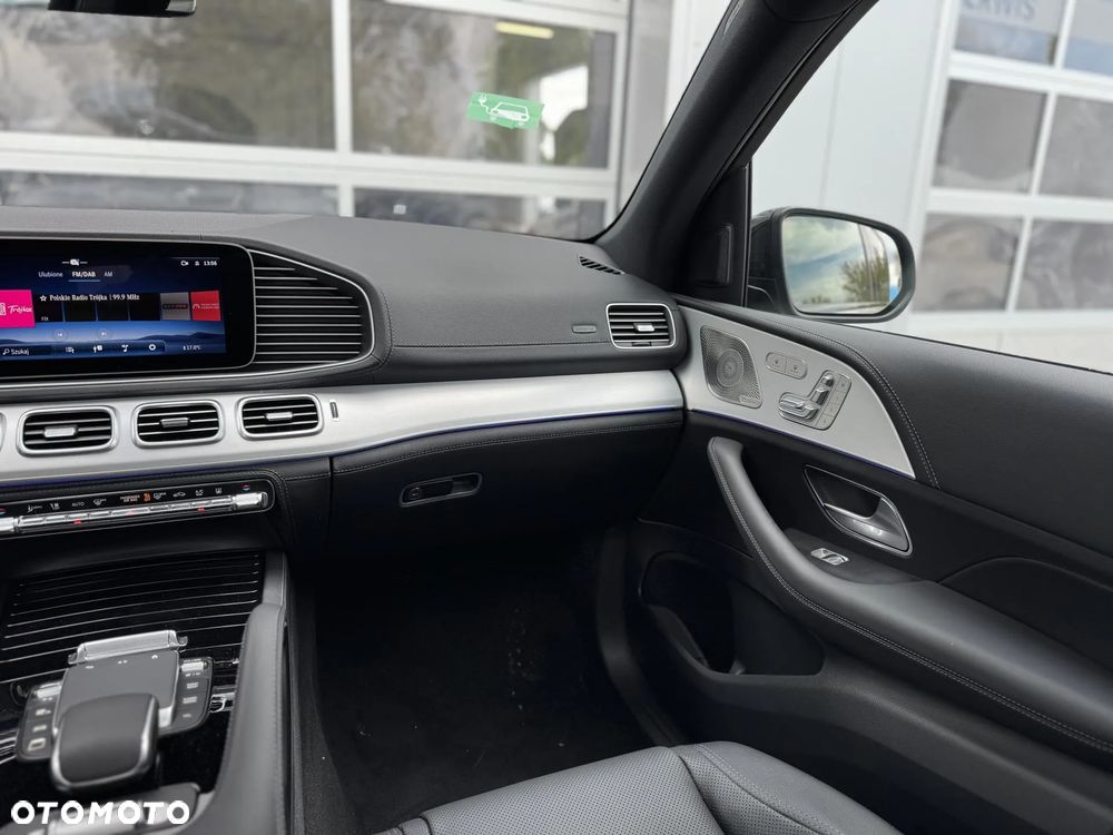 Mercedes-Benz GLE - 16