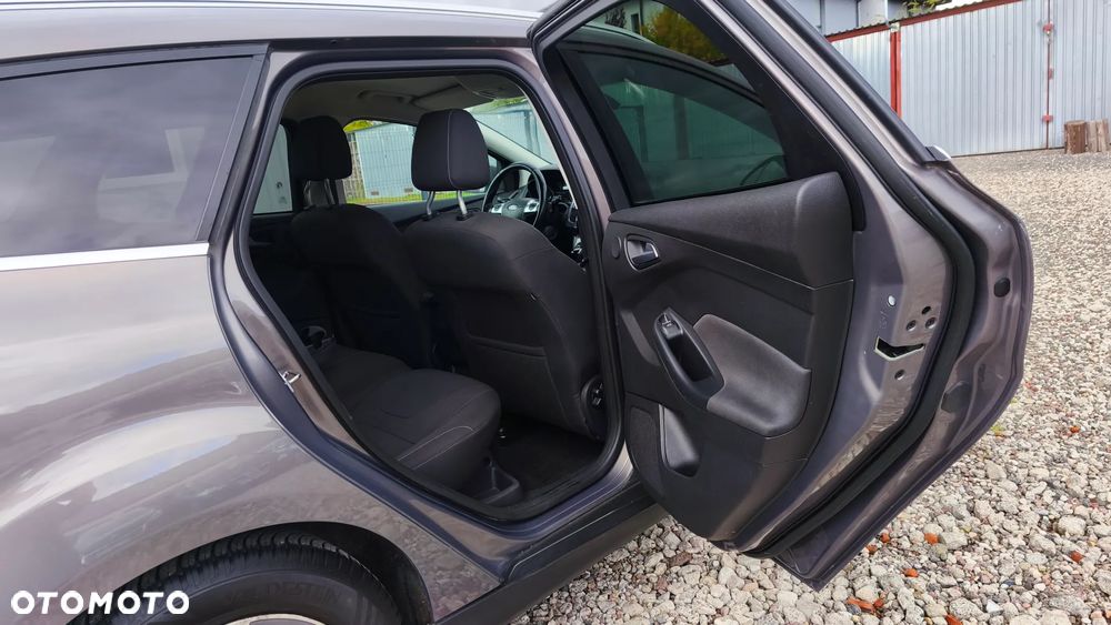 Ford Focus Turnier 1.6 EcoBoost Start-Stopp-System Titanium - 33