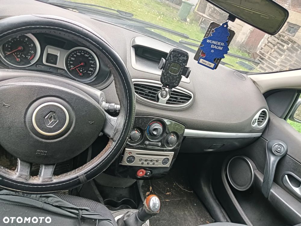 Renault Clio 1.2 16V Authentique - 7