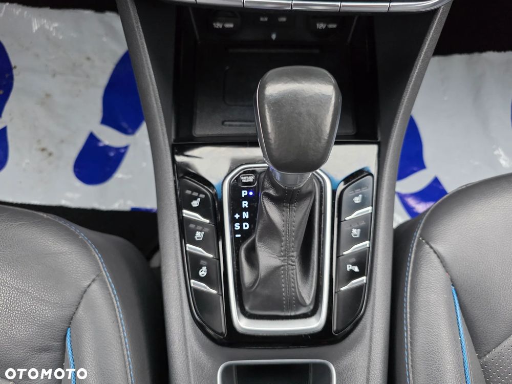 Hyundai IONIQ Hybrid Business - 25