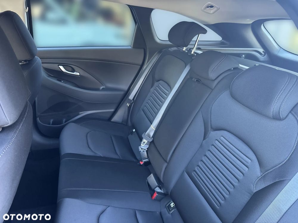 Hyundai i30 1.6 T-GDI Smart DCT - 17