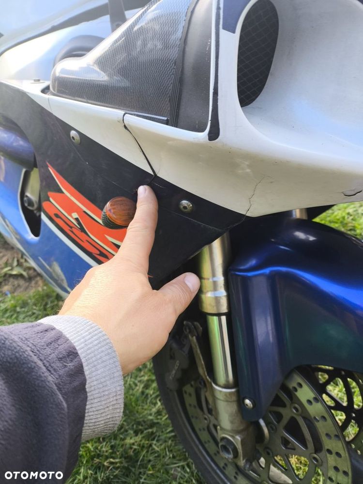 Suzuki GSX-R srad 750 czasza lampa gaźniki pompa owiewki zawieszenie - 7
