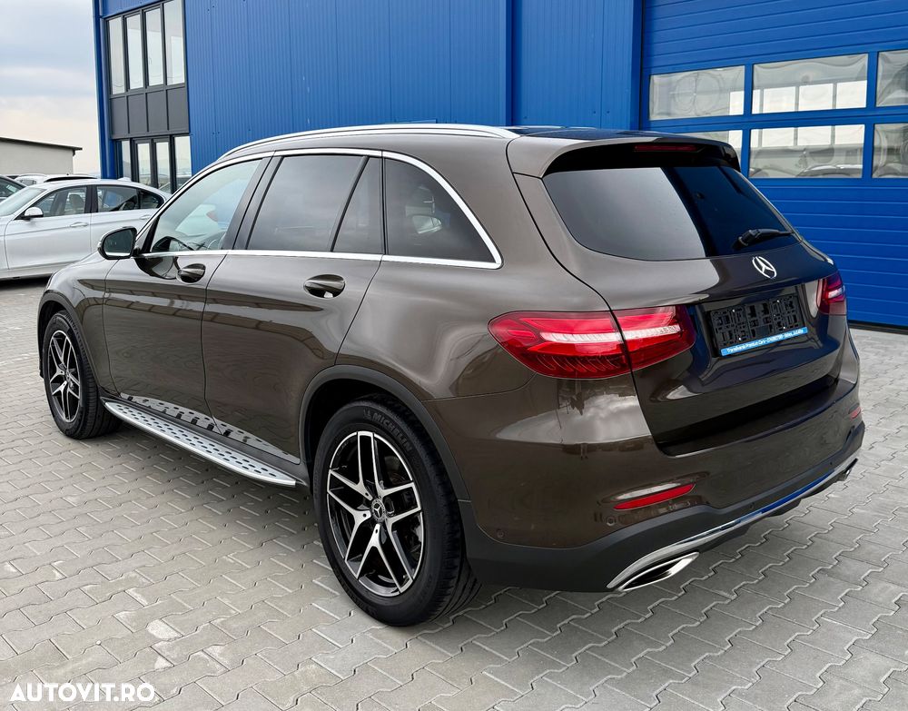 Mercedes-Benz GLC 250 4MATIC 9G-TRONIC AMG Line - 4