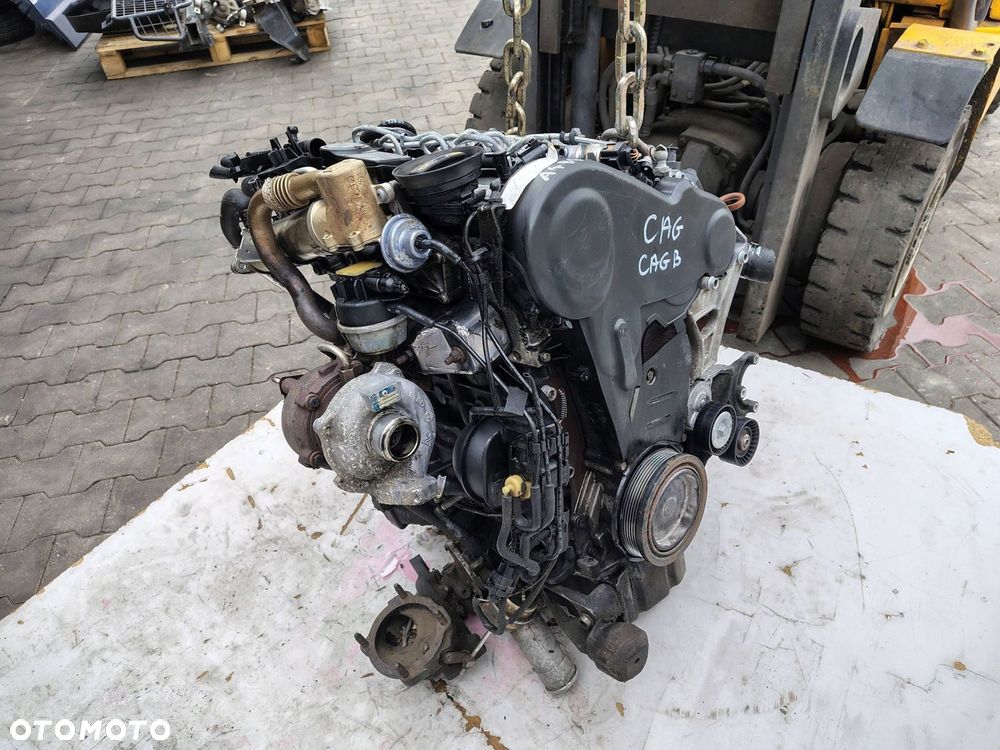 SILNIK KOMPLETNY CAG/CAGB KOLEKTOR SSĄCY ALUMINIOWY AUDI A4 B8 2.0 TDI 102 - 7