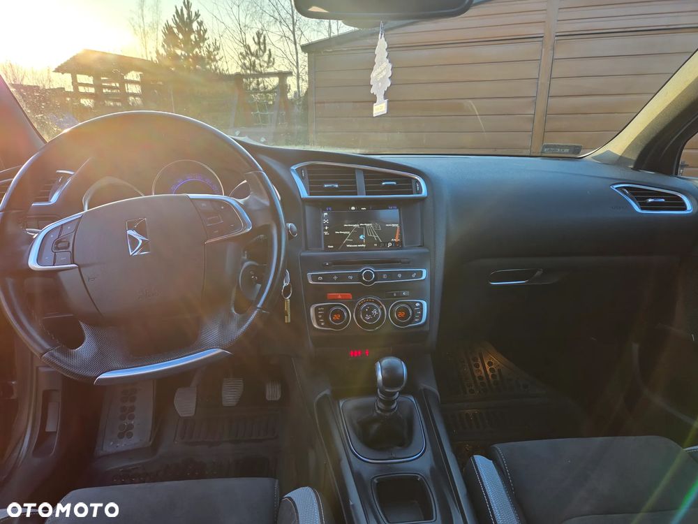 Citroën DS4 1.6 BlueHDi Be Chic S&S - 13