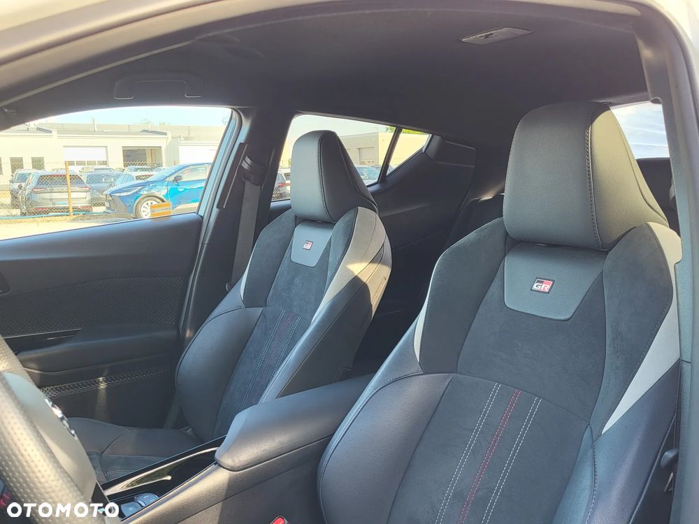 Toyota C-HR 2.0 Hybrid Dynamic Force GR Sport - 12