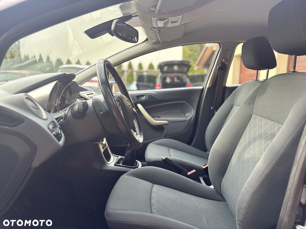 Ford Fiesta 1.4 Ghia - 18